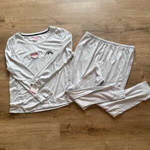 Kate Spade Gray Pajama Set with Eye Design
